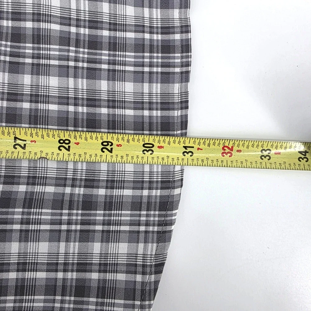 The North Face Mens XL Gray Plaid S/S Performance Button Up Hiking Shirt Pocket